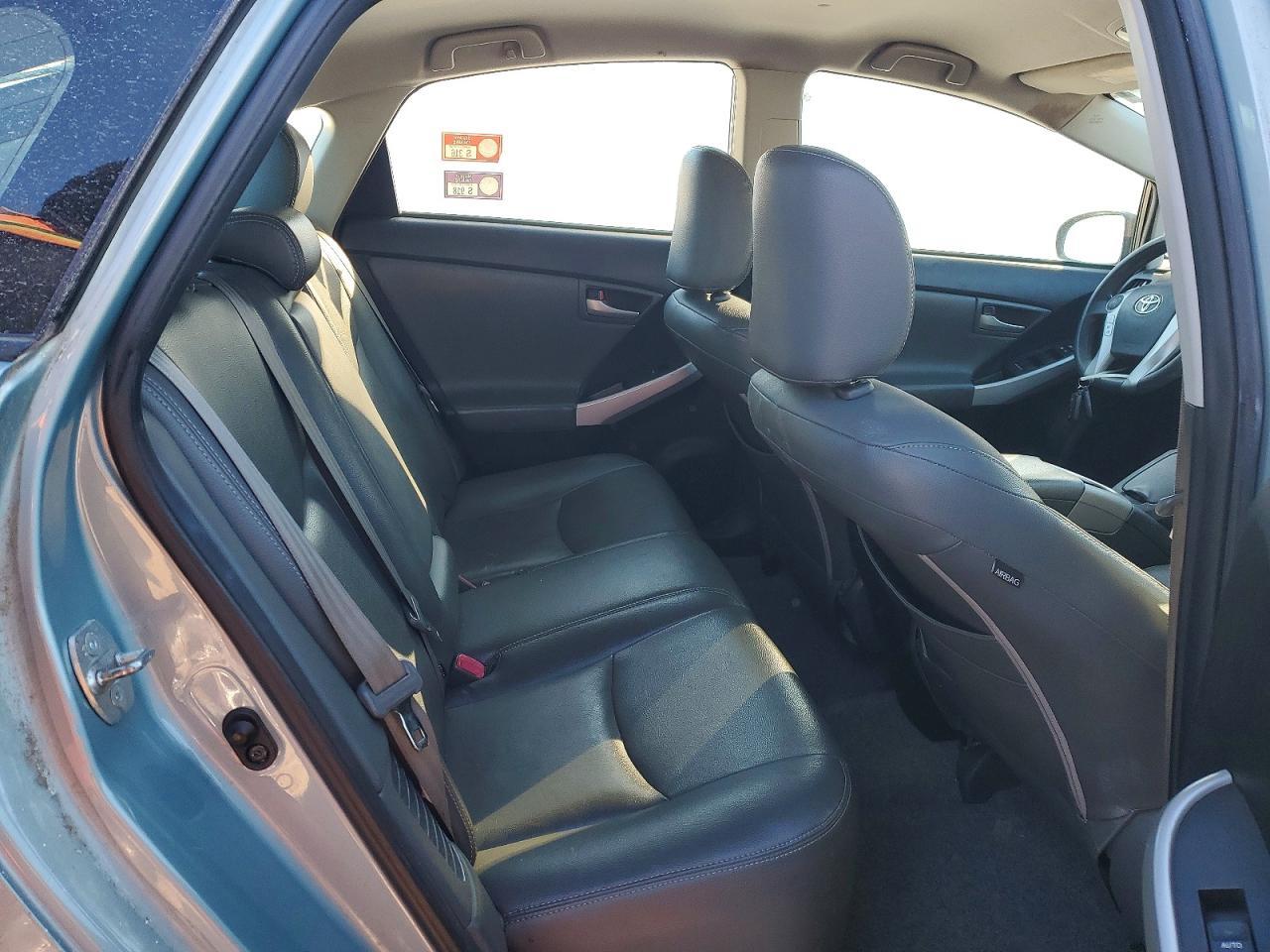 2014 TOYOTA PRIUS