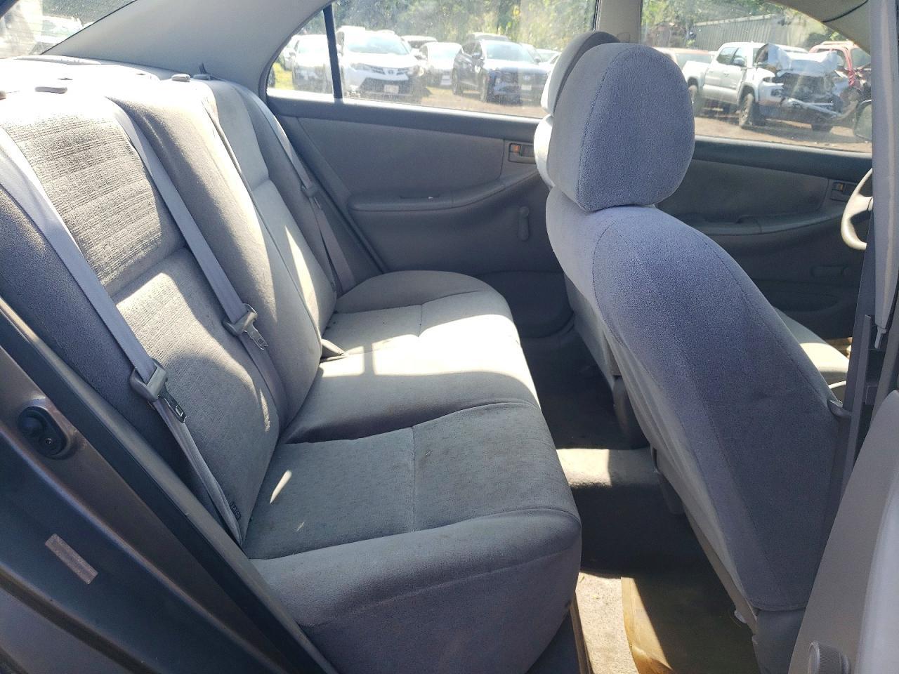 2004 TOYOTA COROLLA