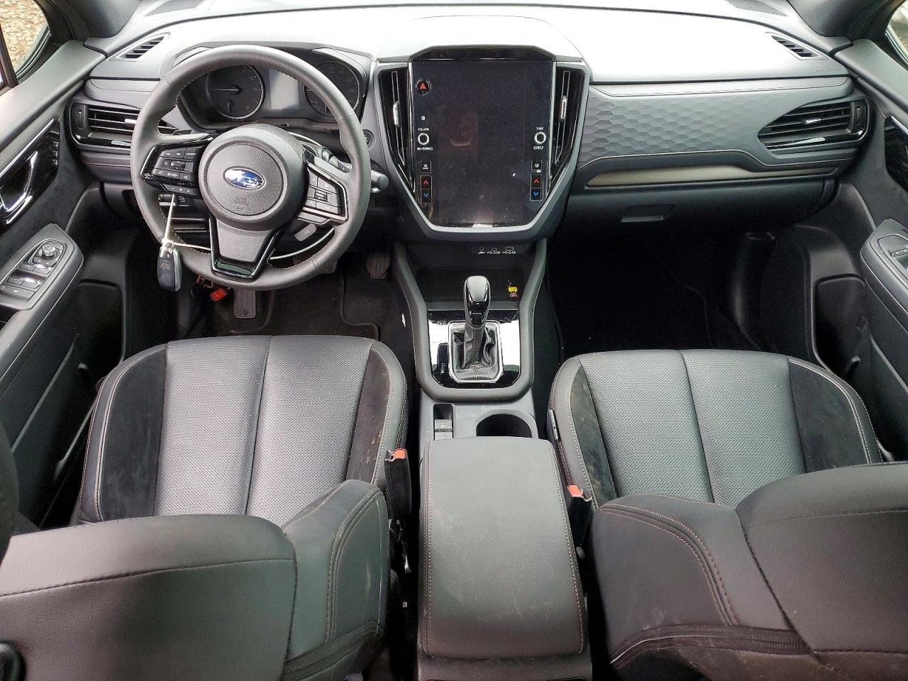 2025 SUBARU FORESTER