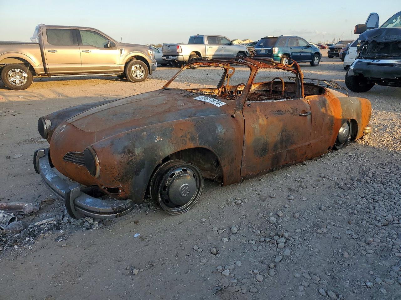 1973 VOLKSWAGEN Karmann