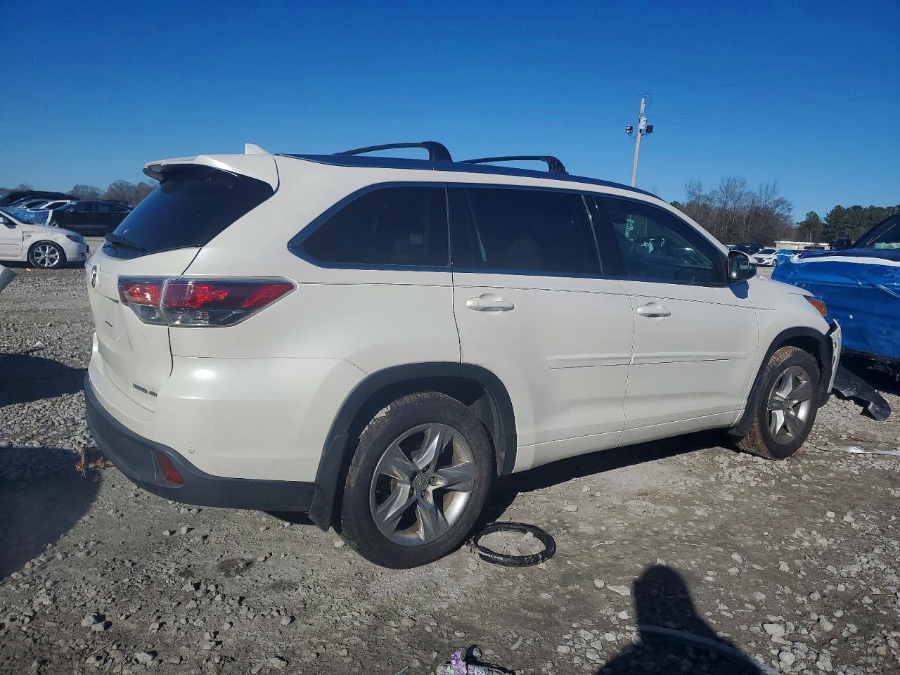 2015 TOYOTA HIGHLANDER