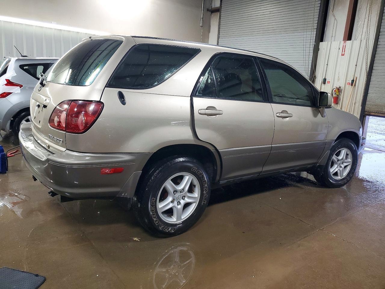 2000 LEXUS Rx 300