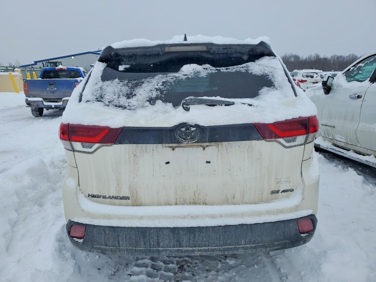 2019 TOYOTA HIGHLANDER