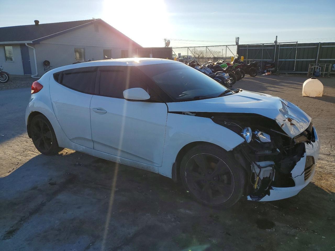 2016 HYUNDAI VELOSTER