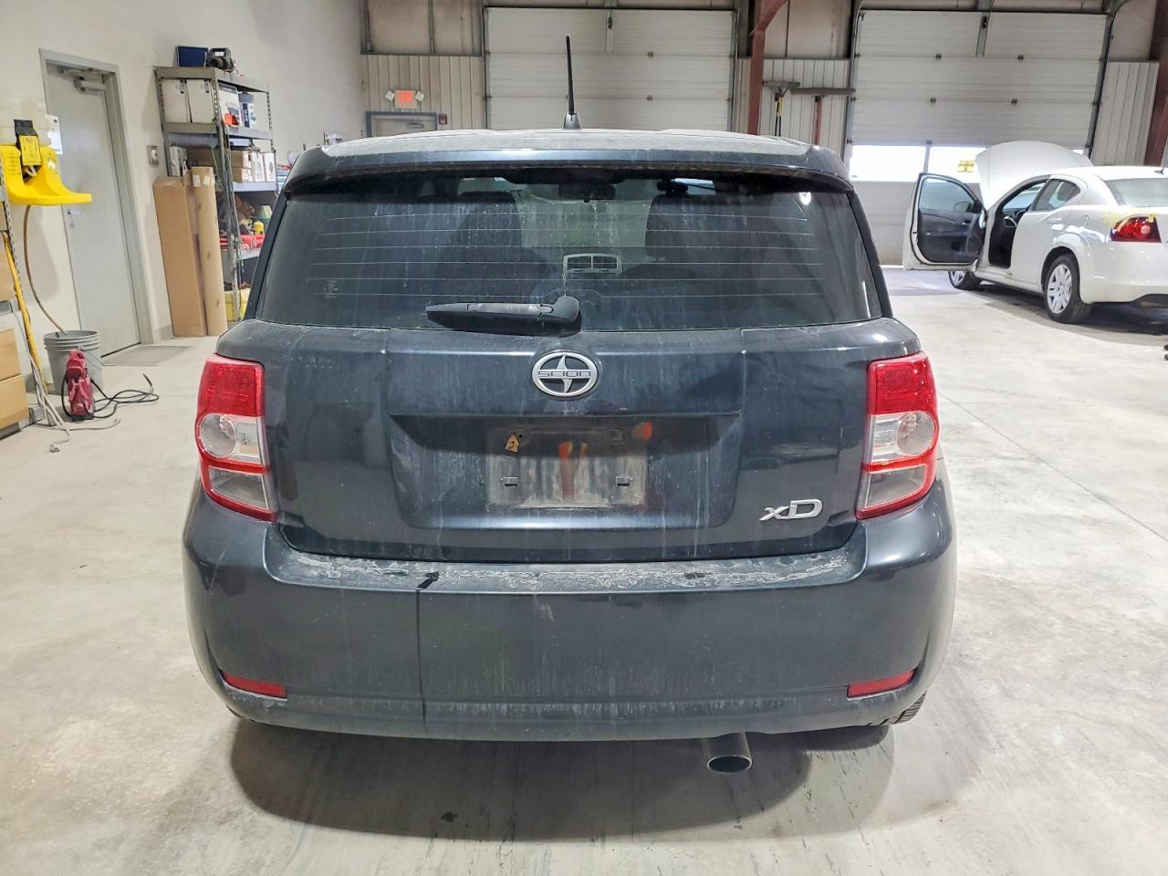 2013 TOYOTA SCION