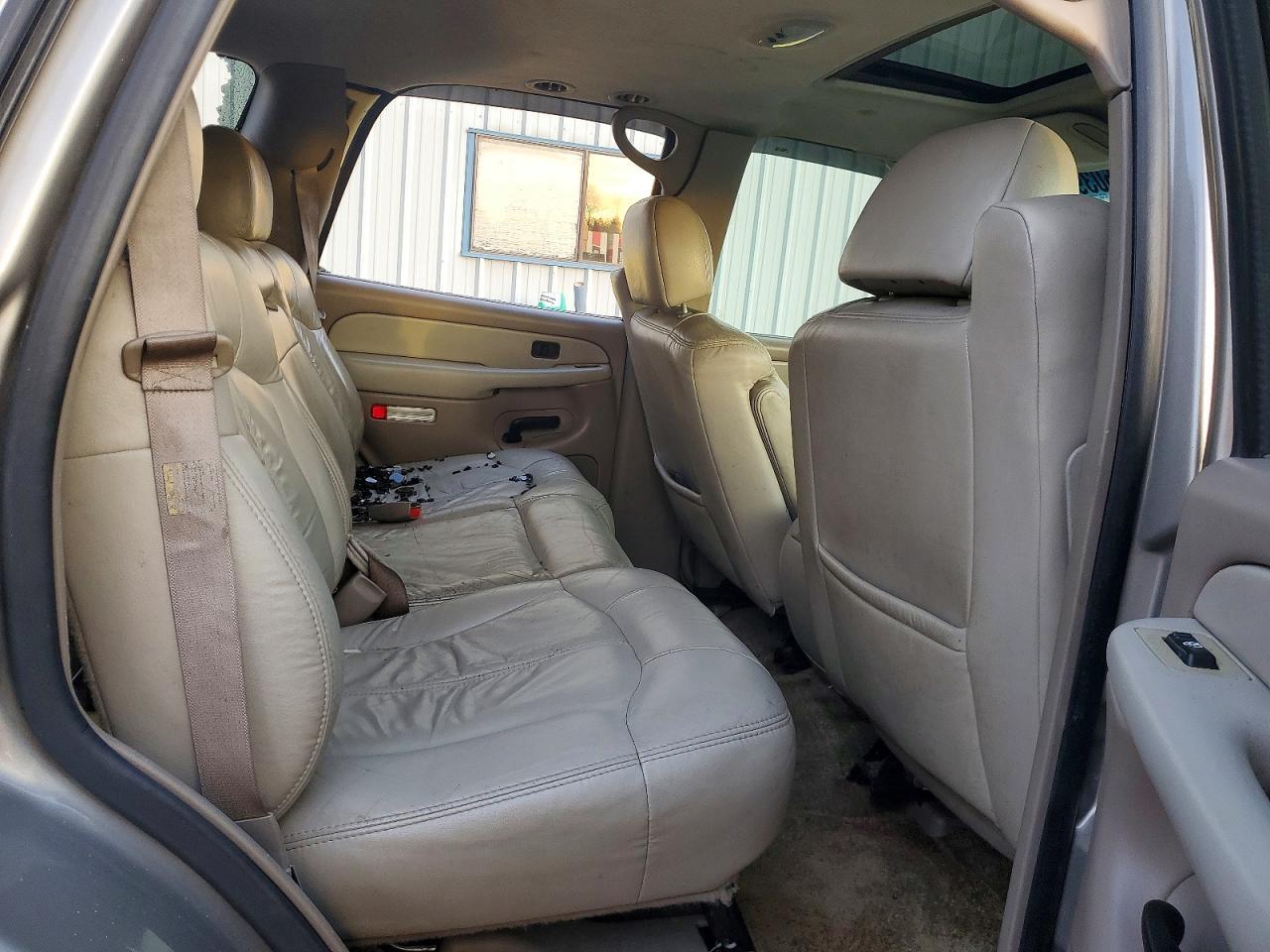 2002 CHEVROLET Tahoe
