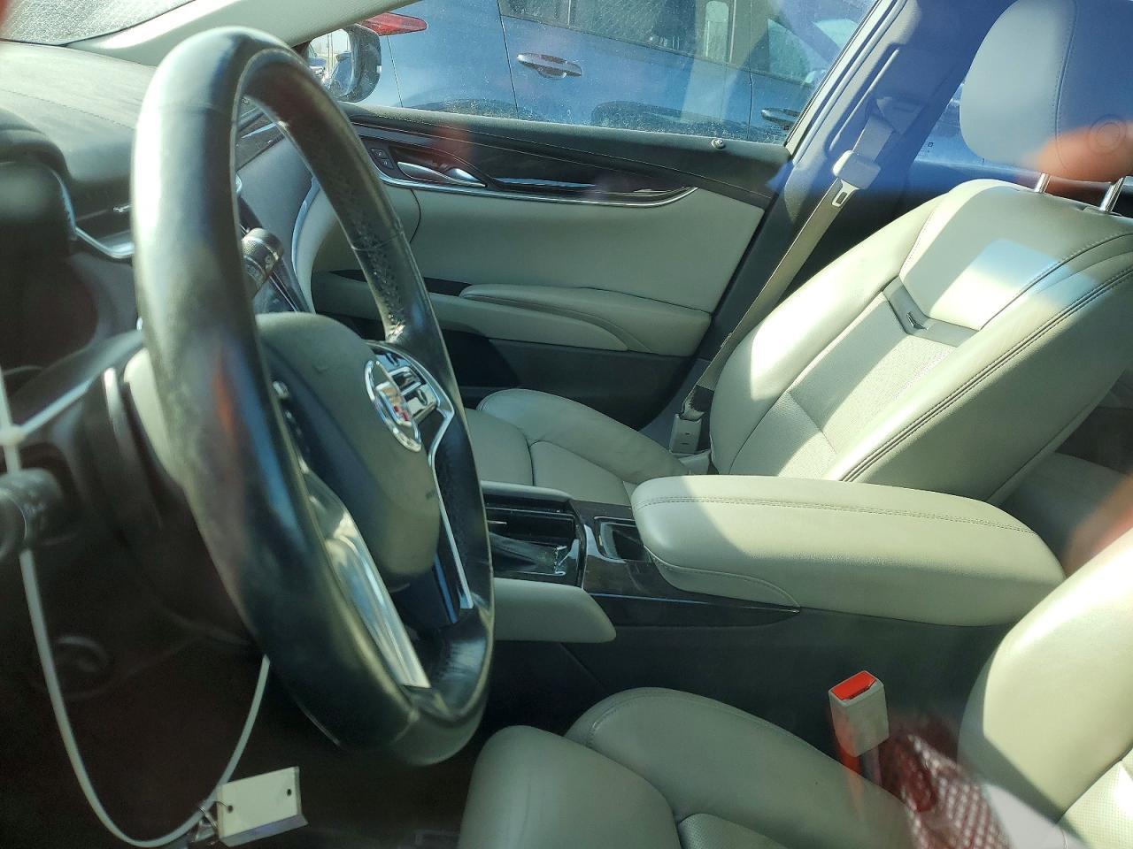 2013 CADILLAC XTS
