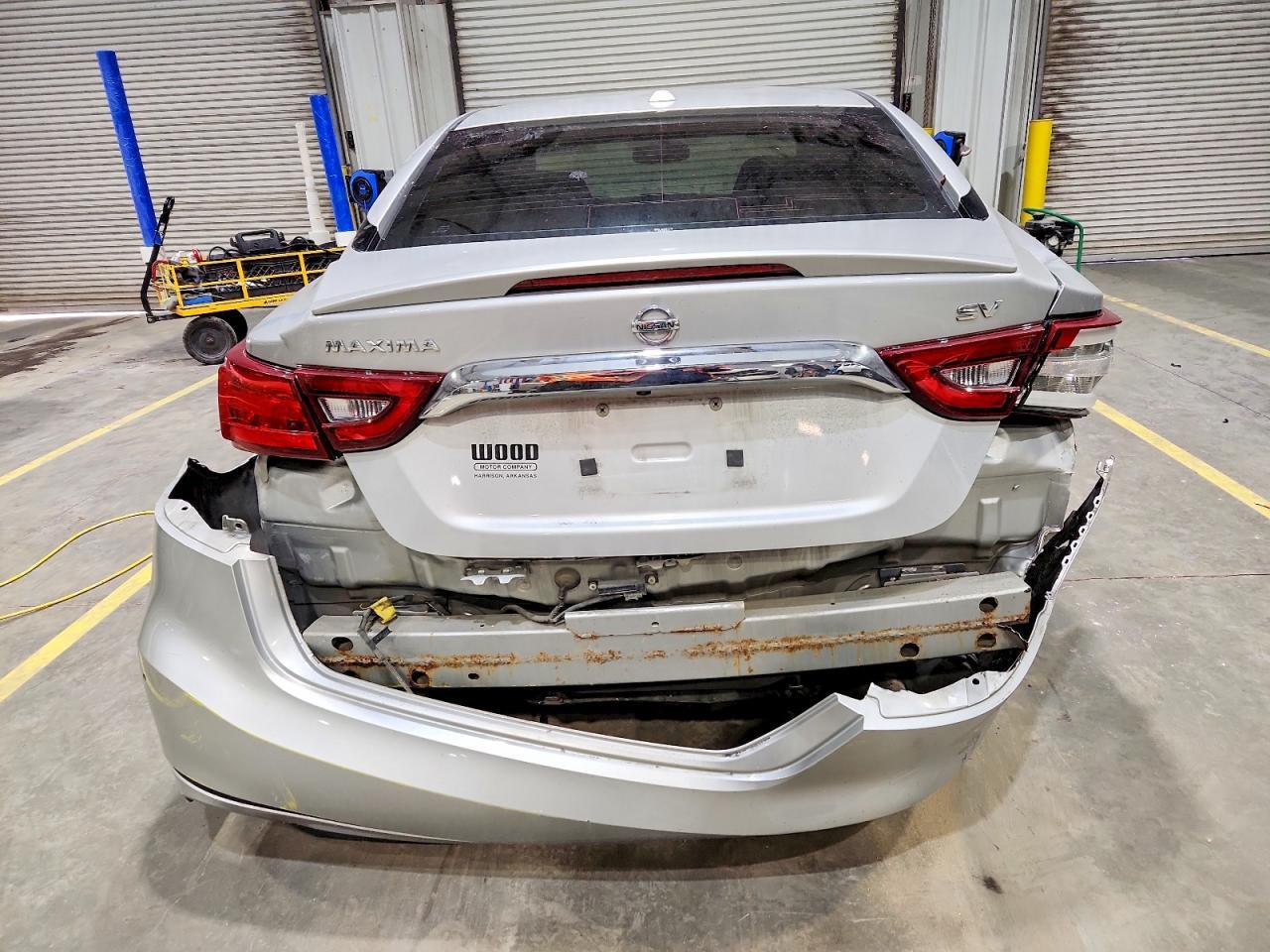2017 NISSAN Maxima