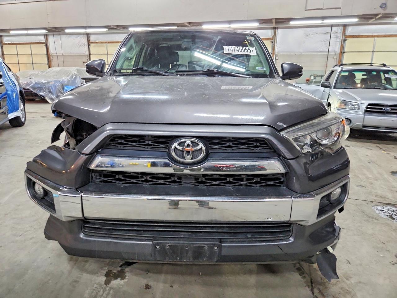 2018 TOYOTA 4Runner