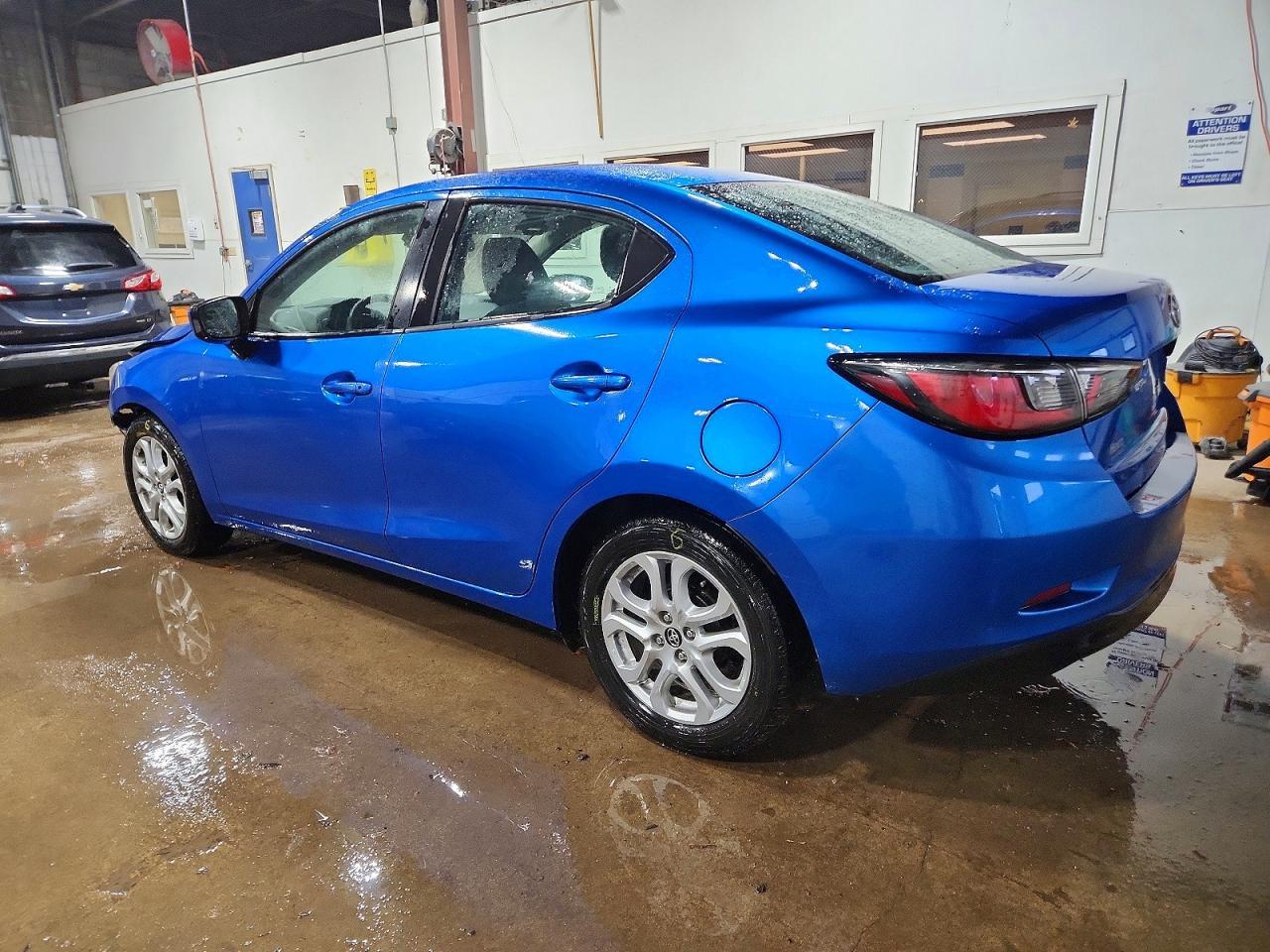 2017 TOYOTA YARIS