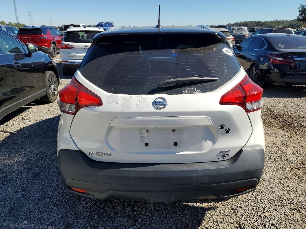 2019 NISSAN KICKS