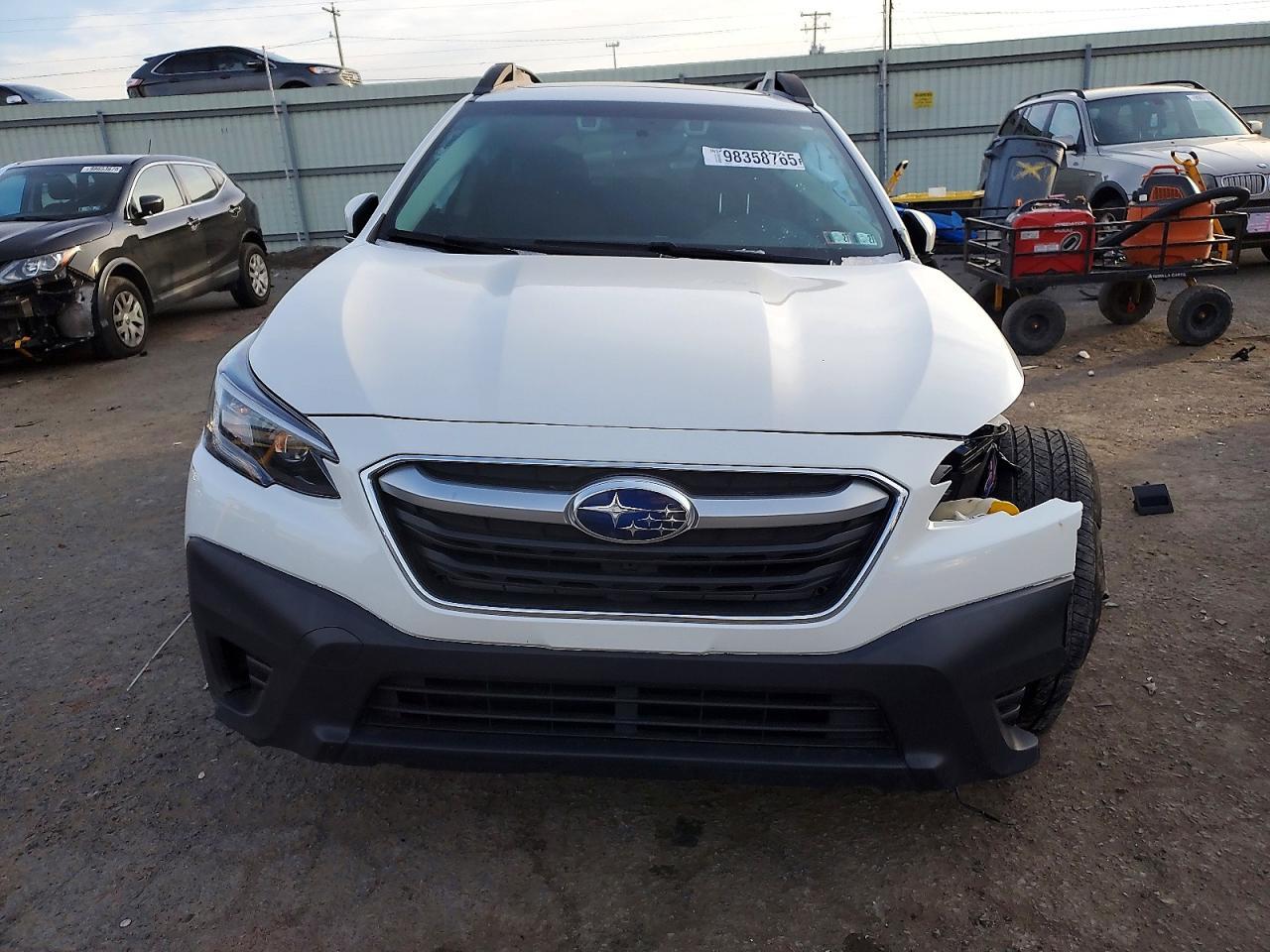 2020 SUBARU Outback