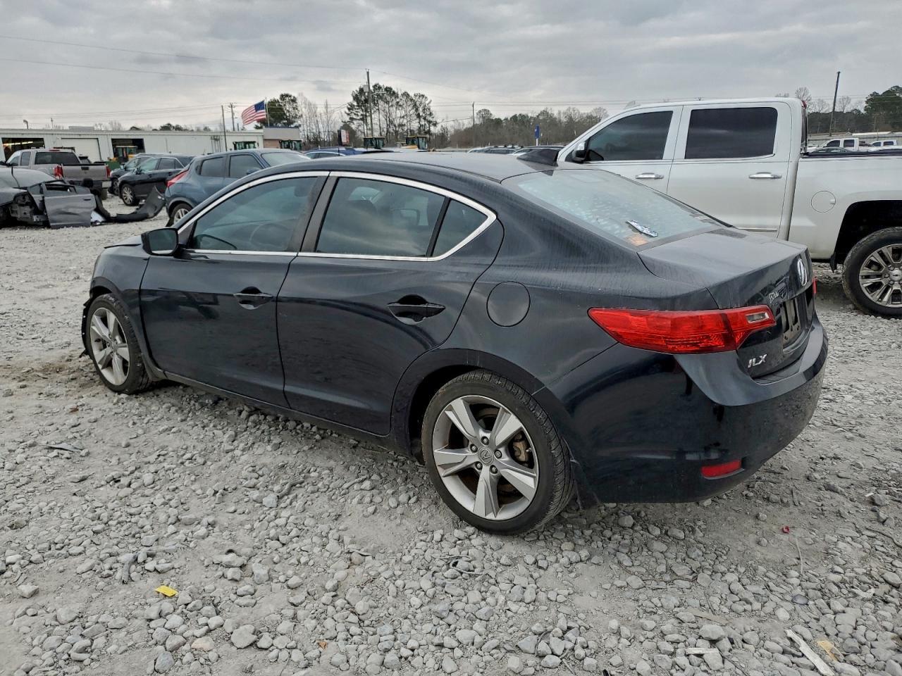2013 ACURA ILX