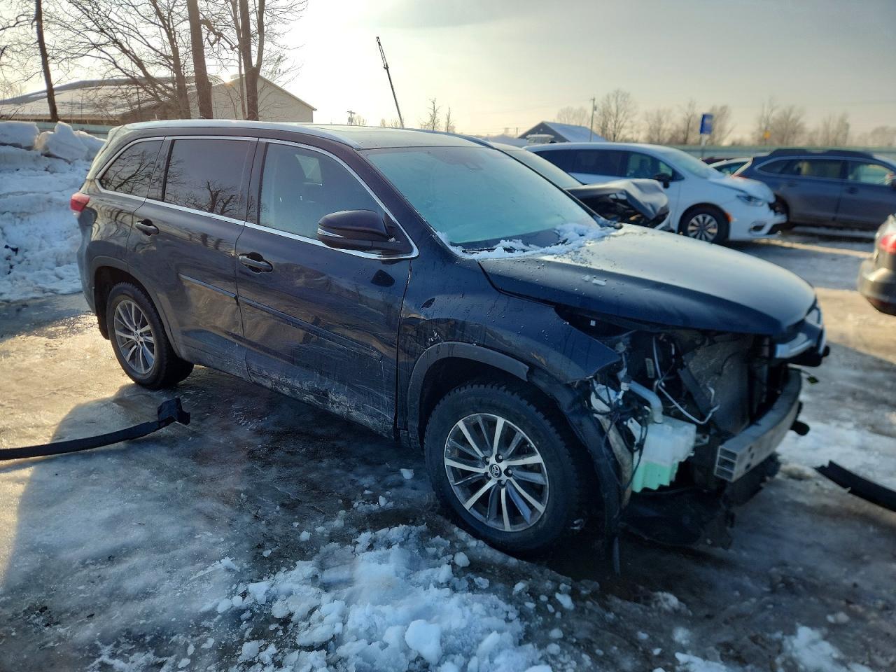 2019 TOYOTA HIGHLANDER