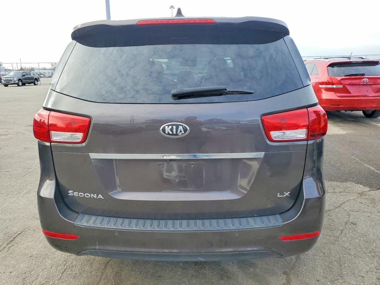 2017 KIA SEDONA