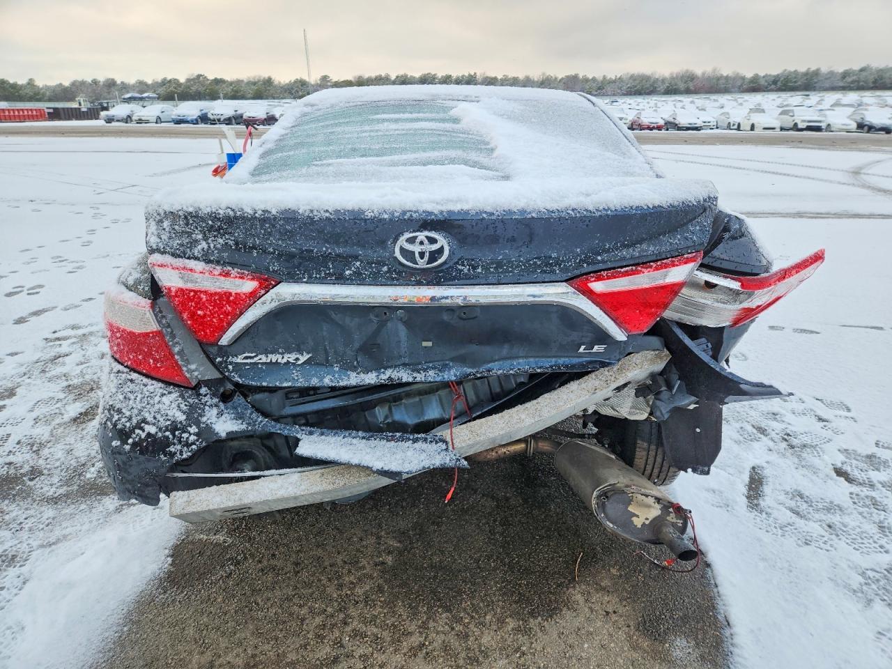 2015 TOYOTA CAMRY