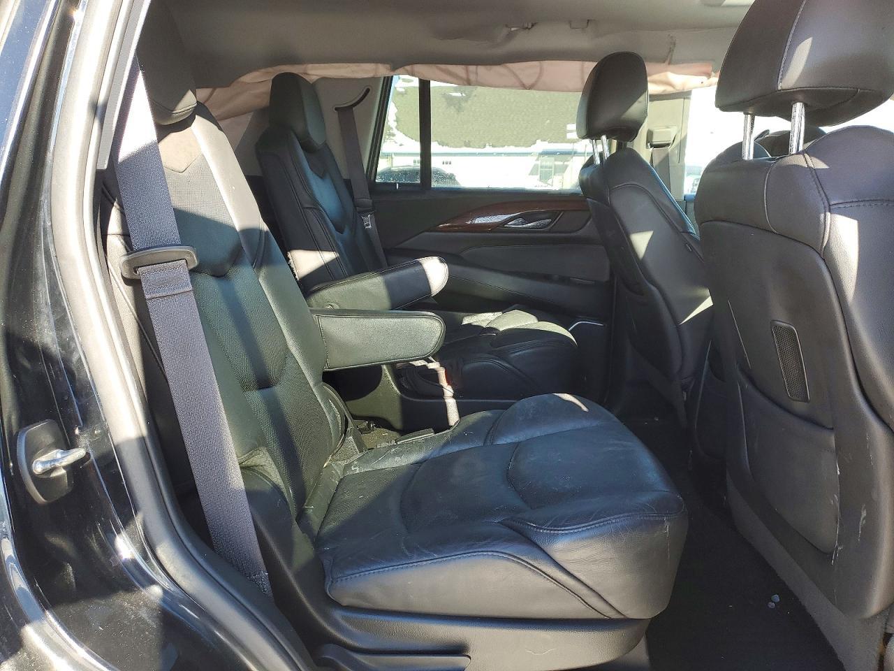 2016 CADILLAC ESCALADE