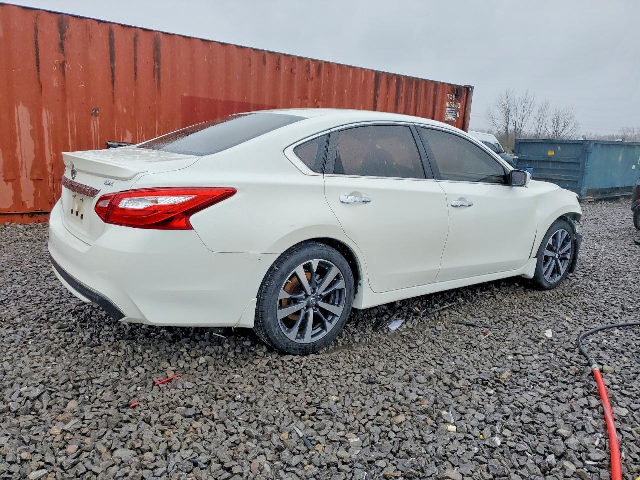 2016 NISSAN ALTIMA