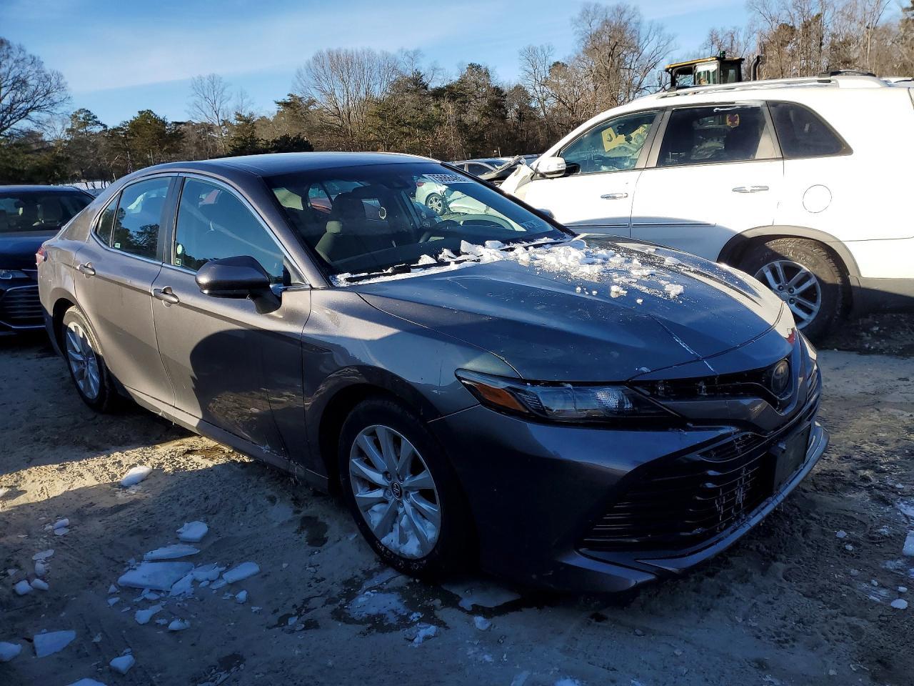 2019 TOYOTA CAMRY