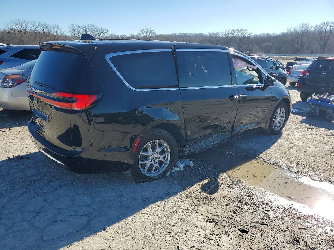 2025 CHRYSLER Pacifica