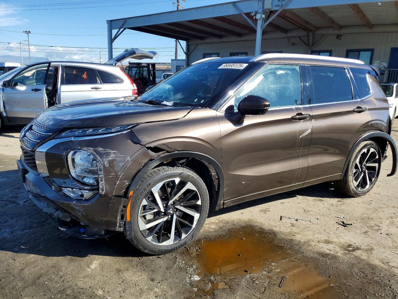 2022 MITSUBISHI outlander