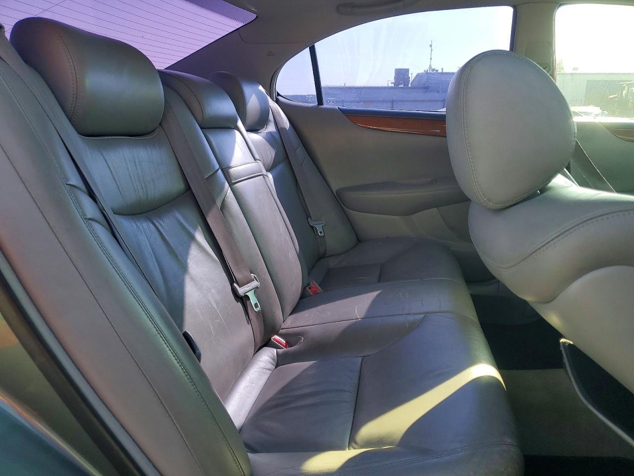 2005 LEXUS ES 330