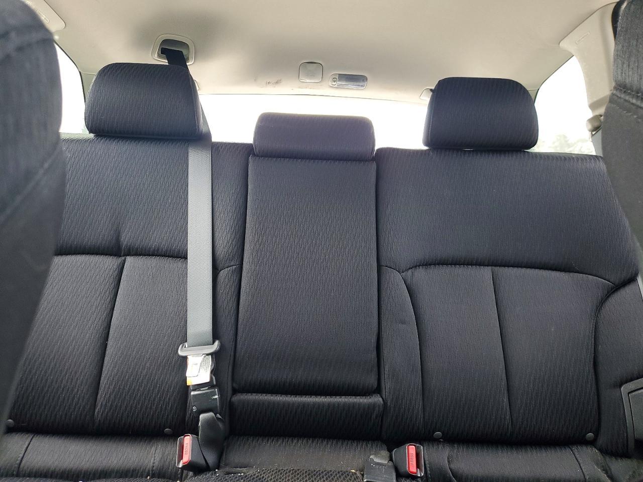 2010 SUBARU Outback