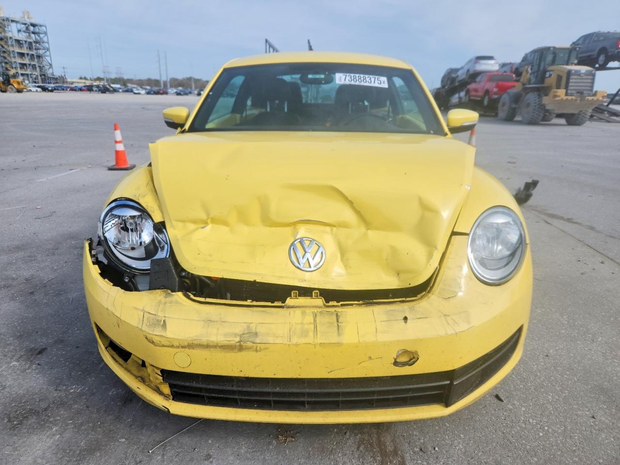 2012 VOLKSWAGEN Beetle