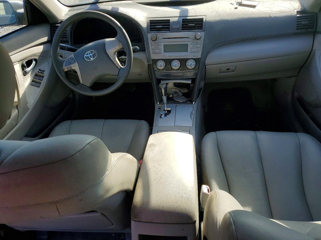 2010 TOYOTA CAMRY