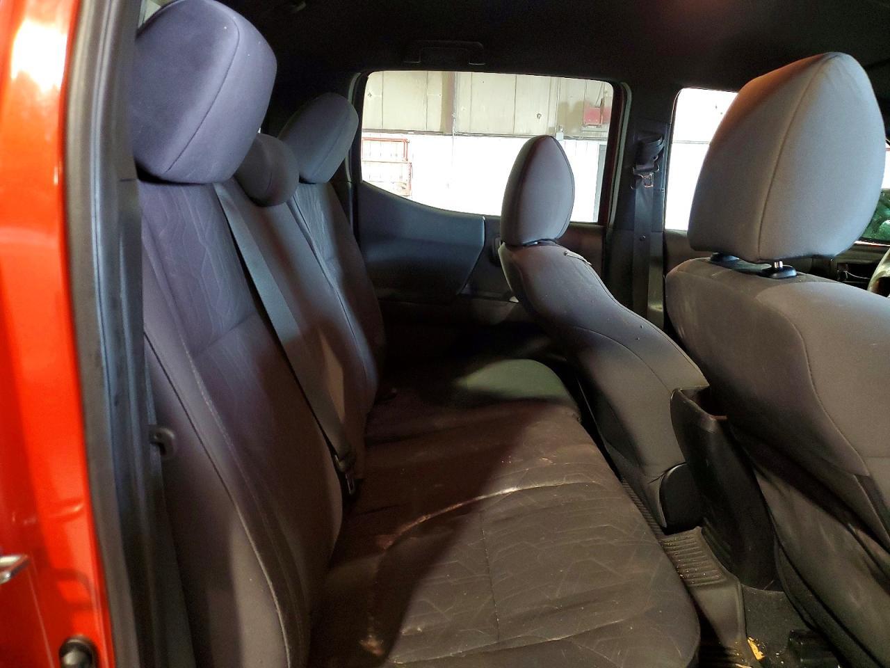2016 TOYOTA TACOMA