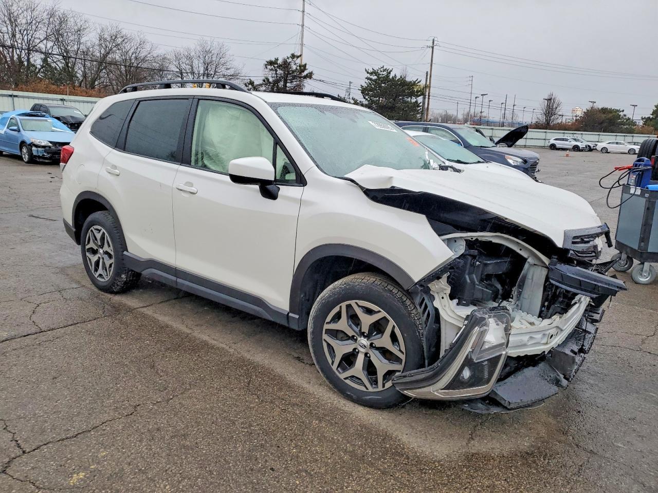 2023 SUBARU FORESTER