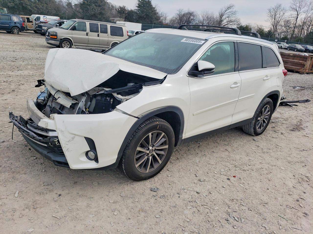2019 TOYOTA HIGHLANDER