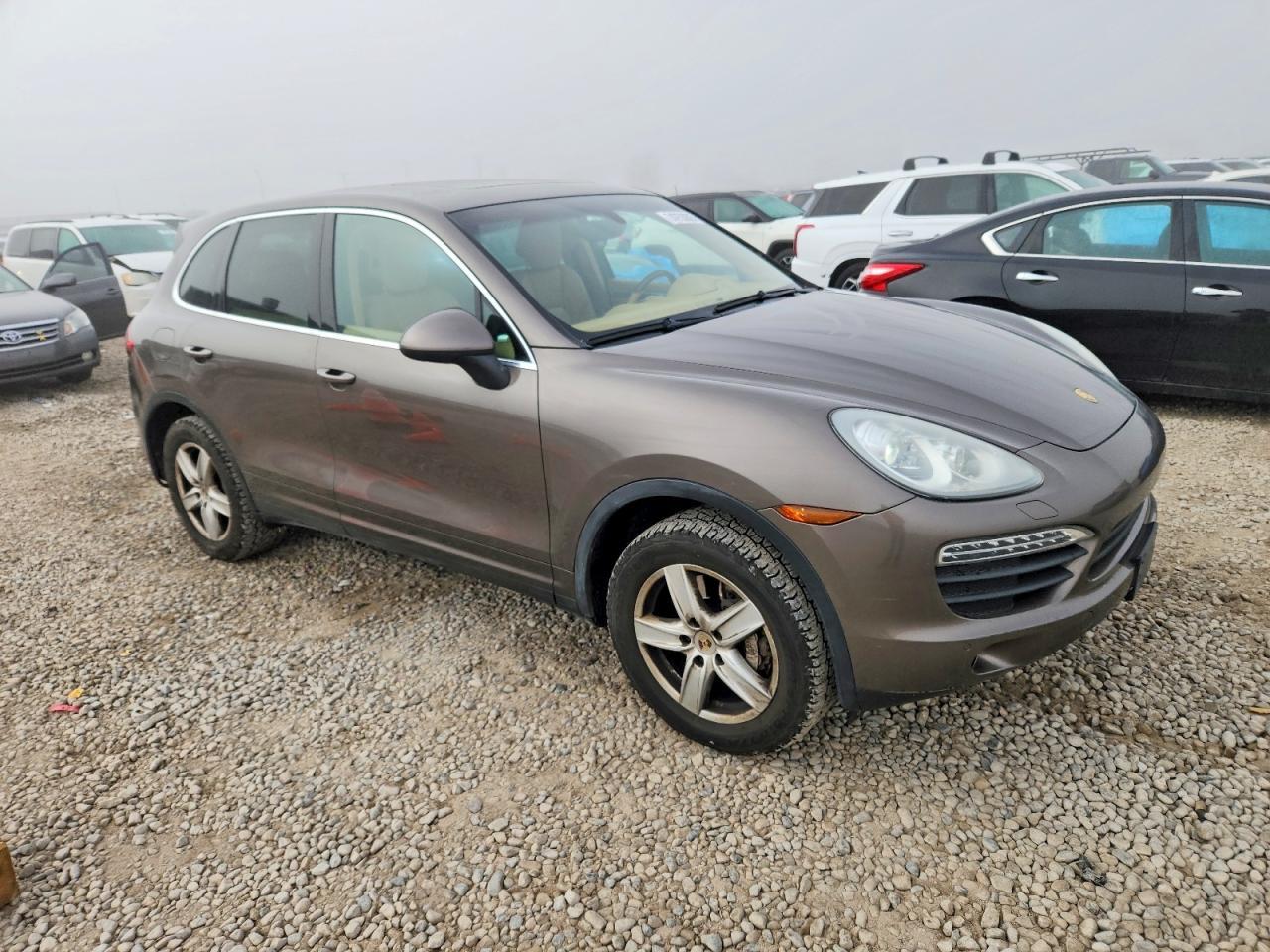 2012 PORSCHE CAYENNE