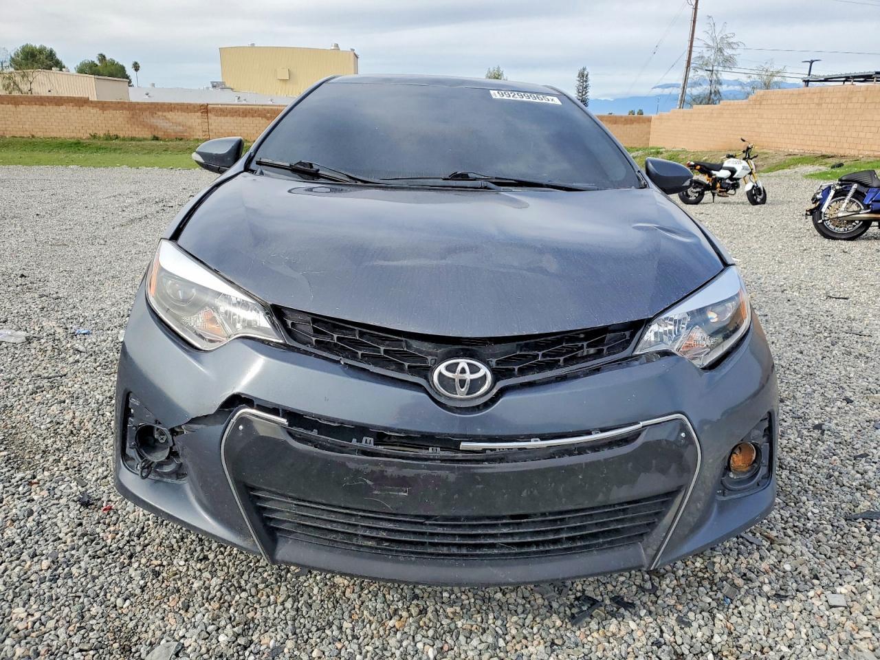 2016 TOYOTA COROLLA