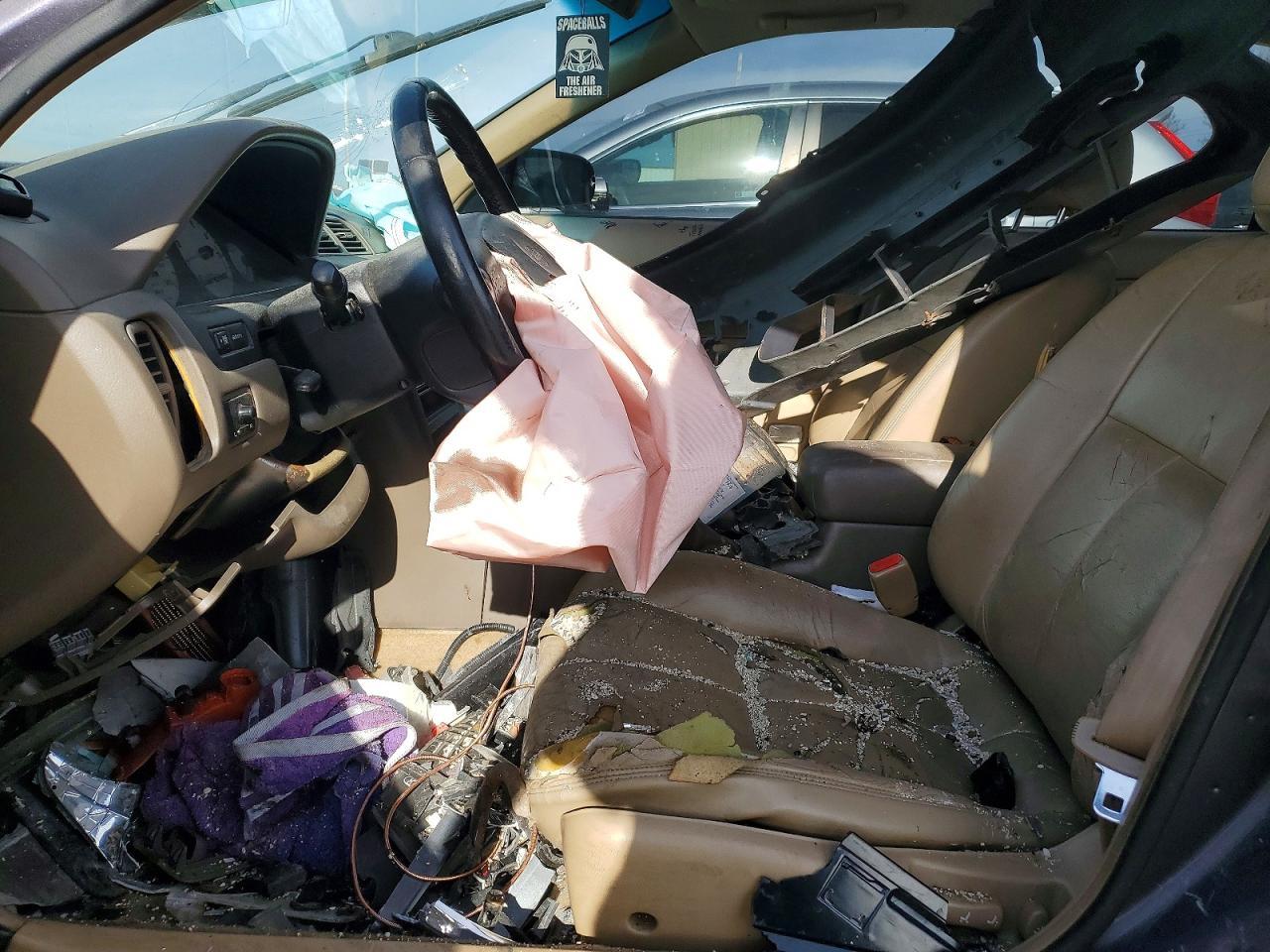 1997 NISSAN Maxima