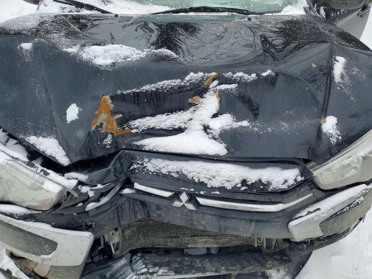 2018 MITSUBISHI RVR