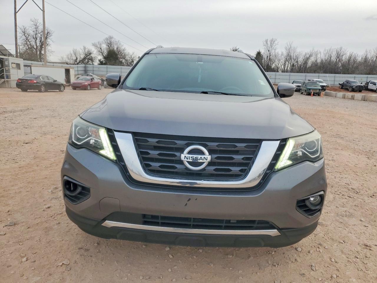 2017 NISSAN PATHFINDER