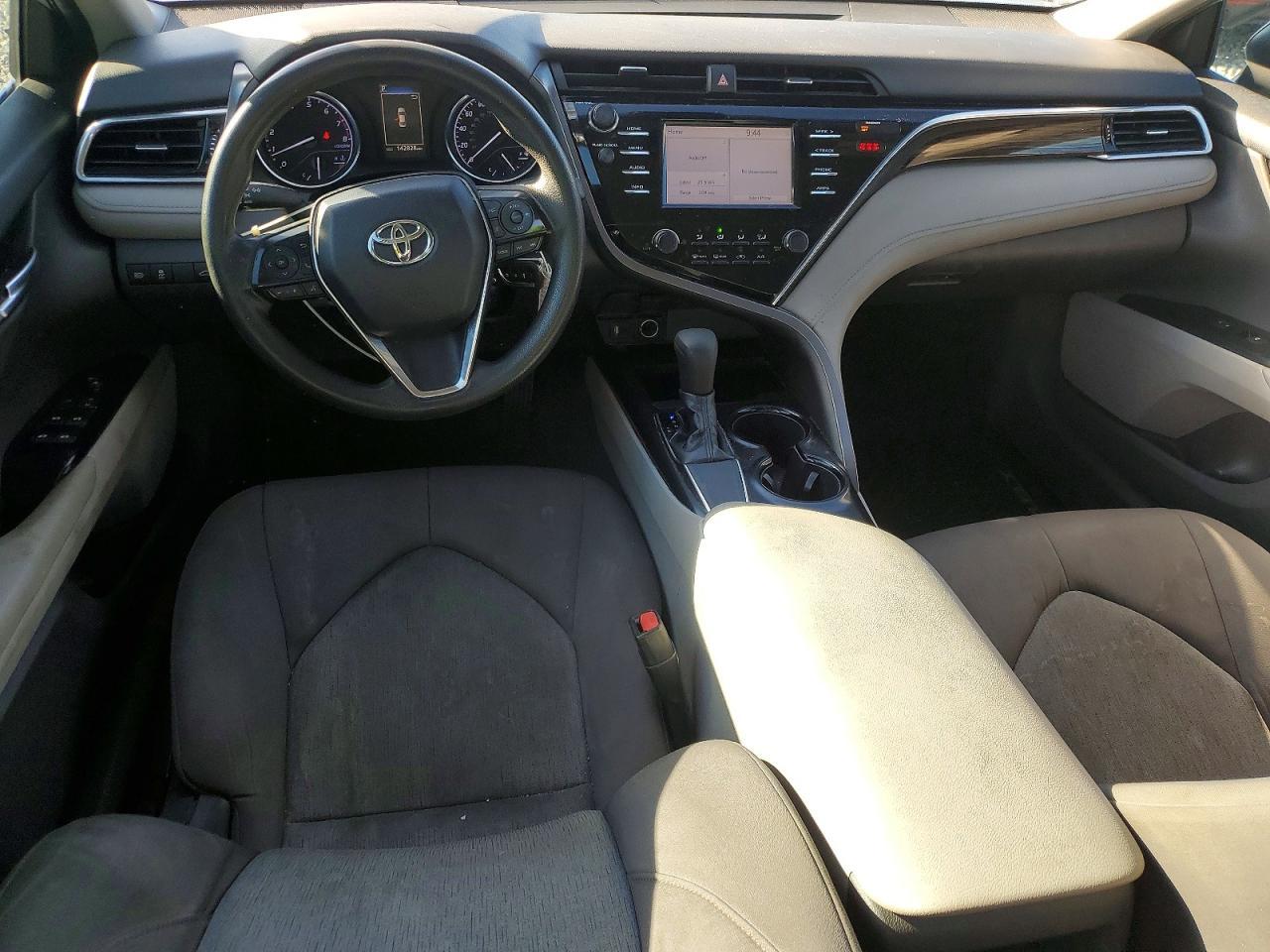 2018 TOYOTA CAMRY