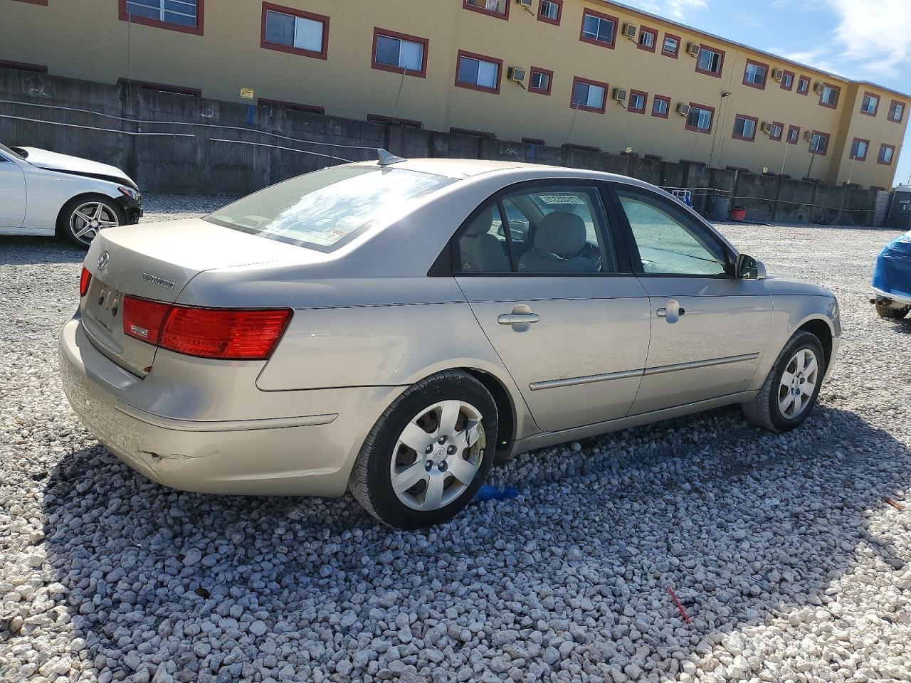 2009 HYUNDAI SONATA