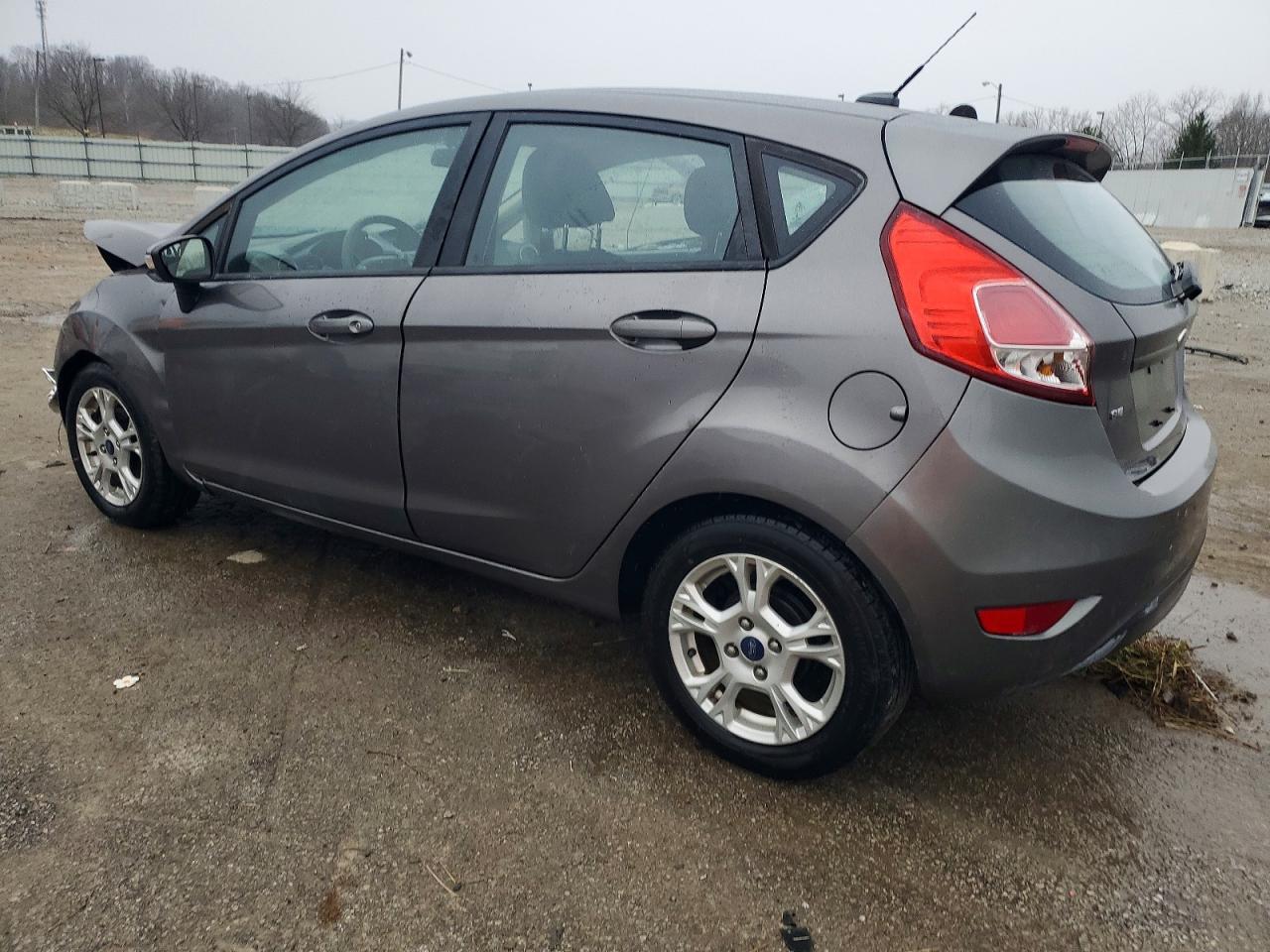 2014 FORD Fiesta