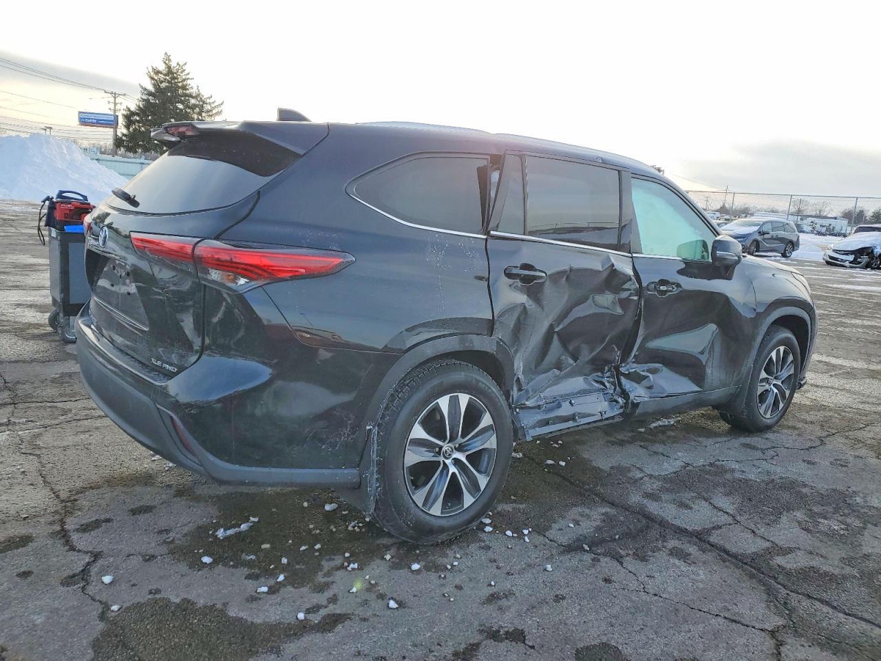 2020 TOYOTA HIGHLANDER