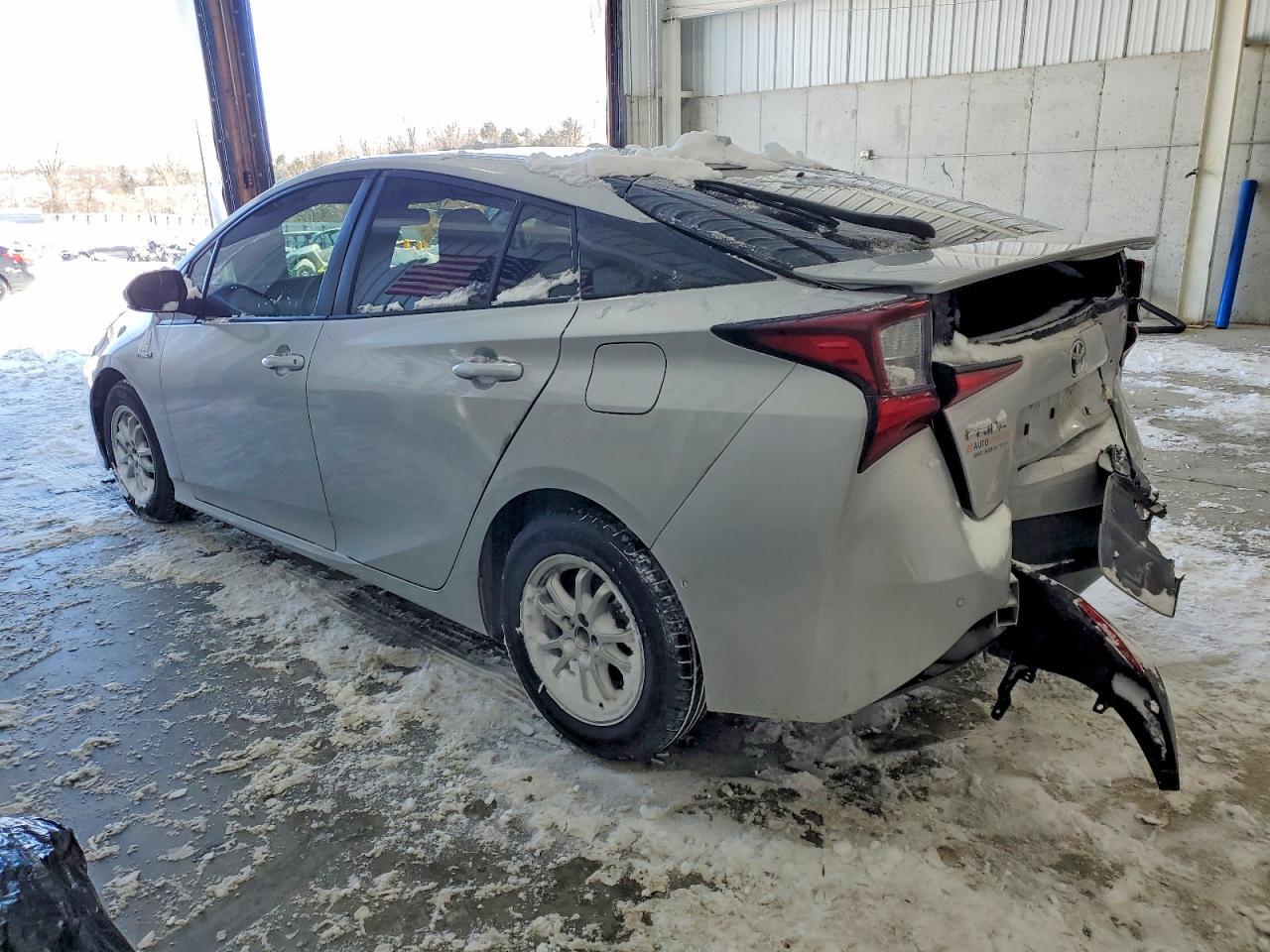 2022 TOYOTA PRIUS