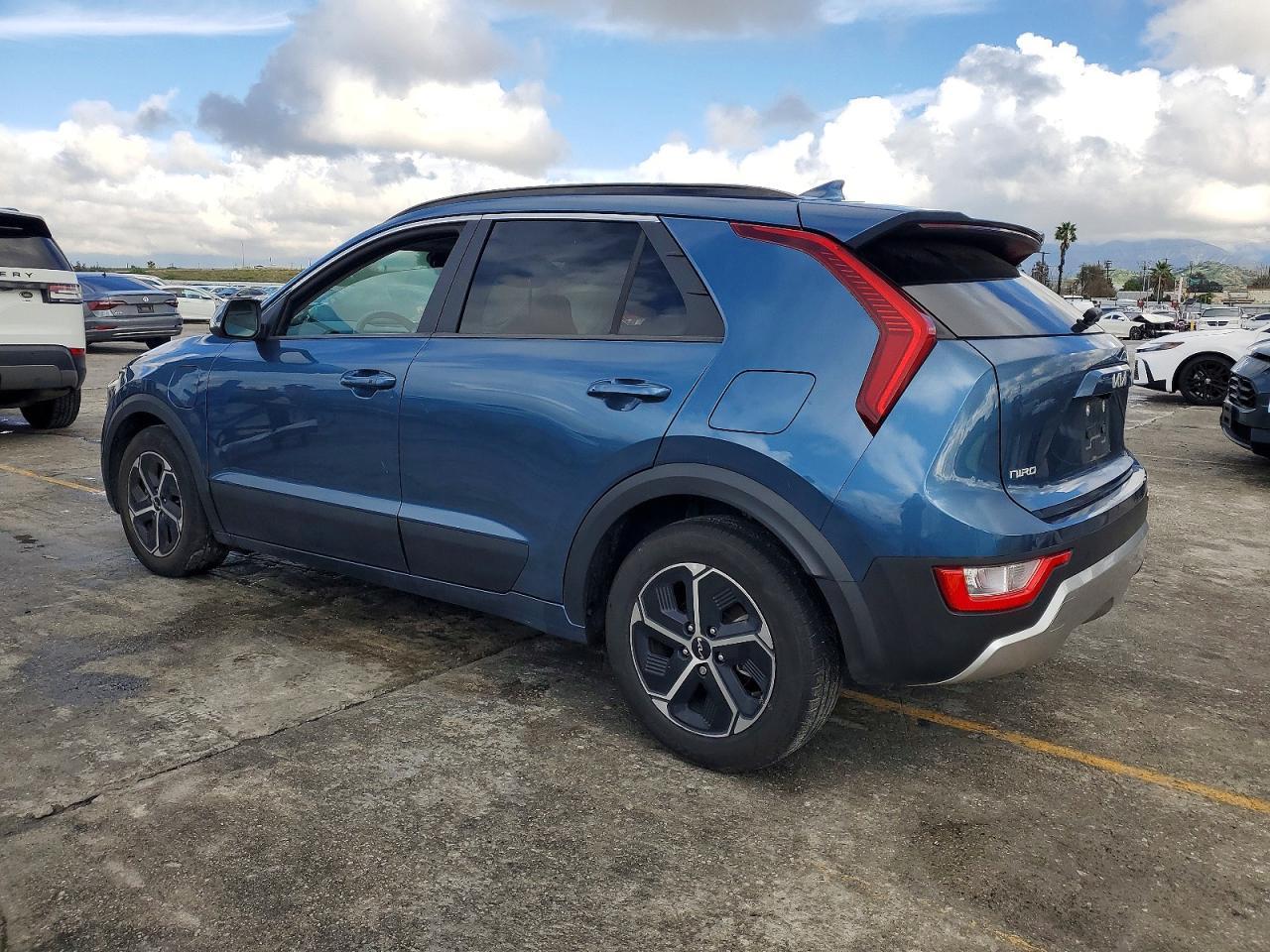 2024 KIA Niro