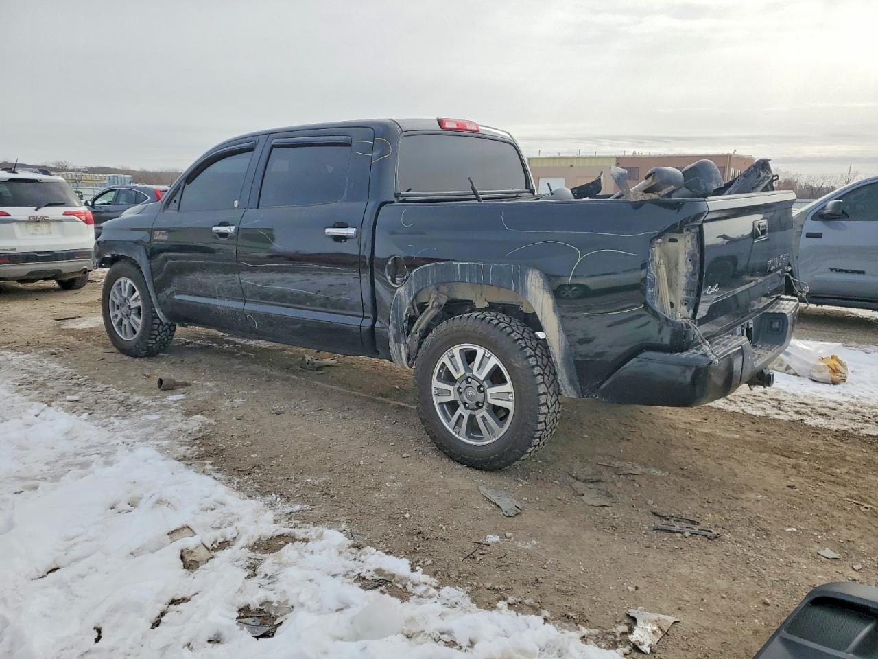2016 TOYOTA TUNDRA