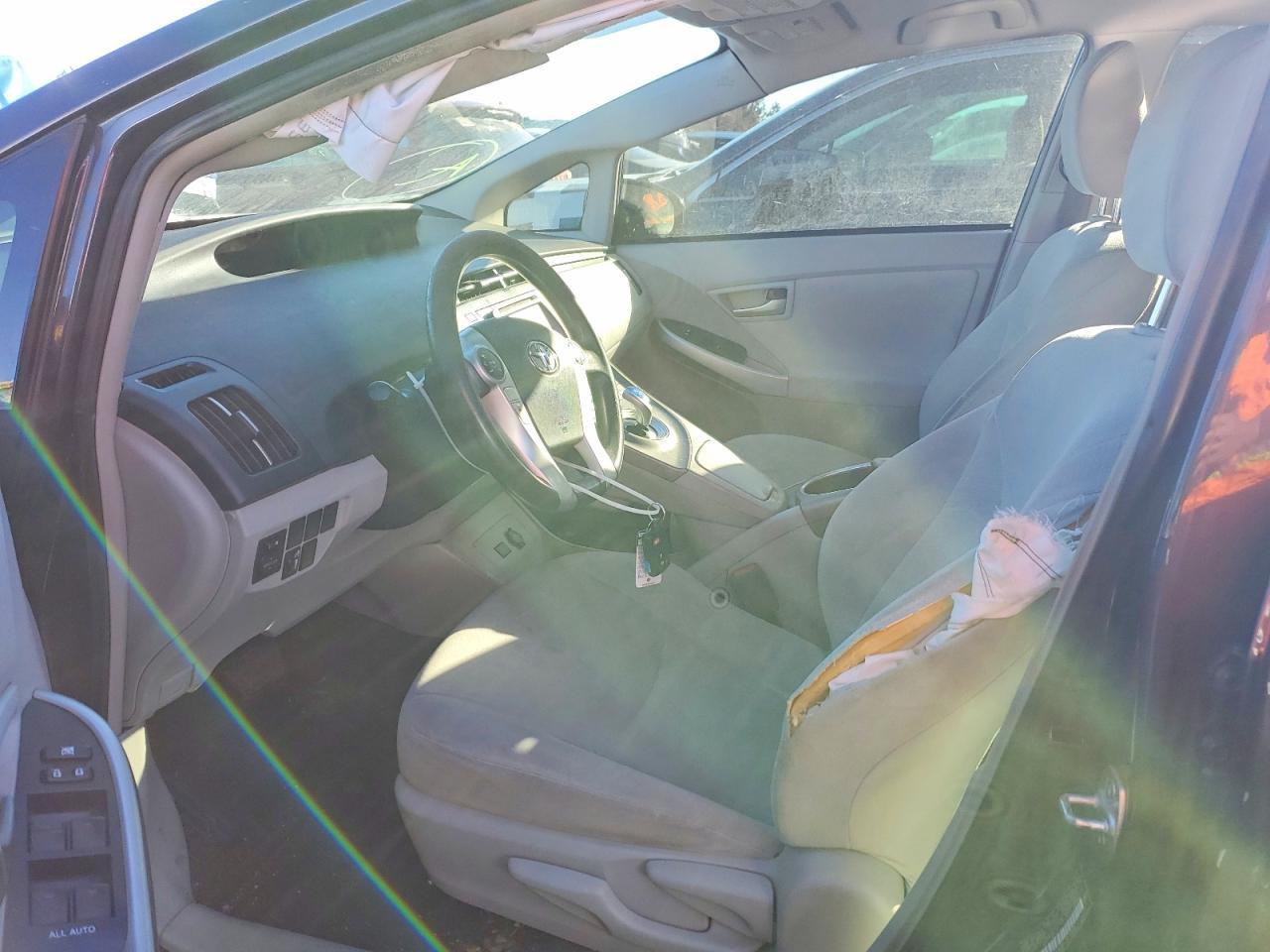 2015 TOYOTA PRIUS