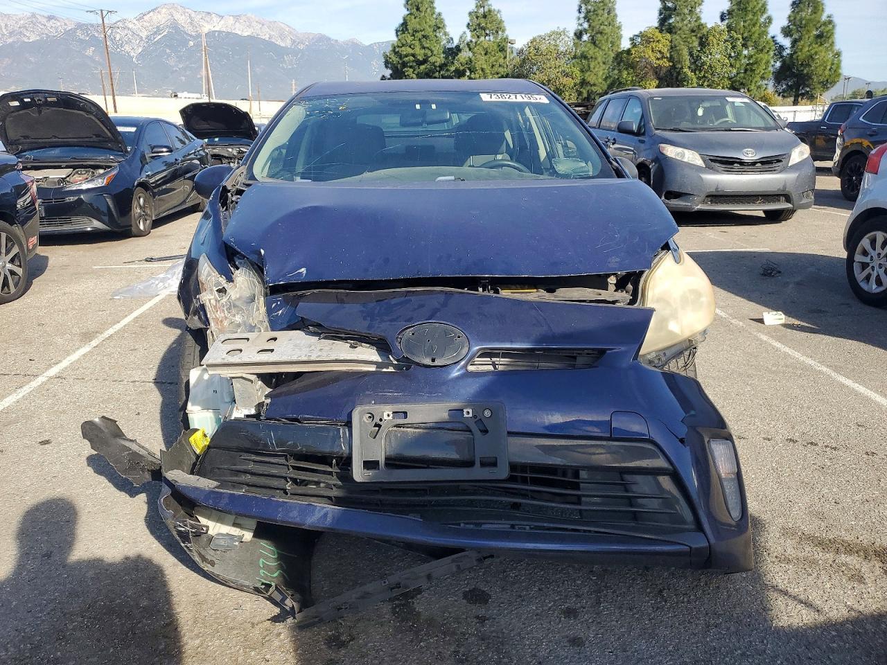 2013 TOYOTA PRIUS