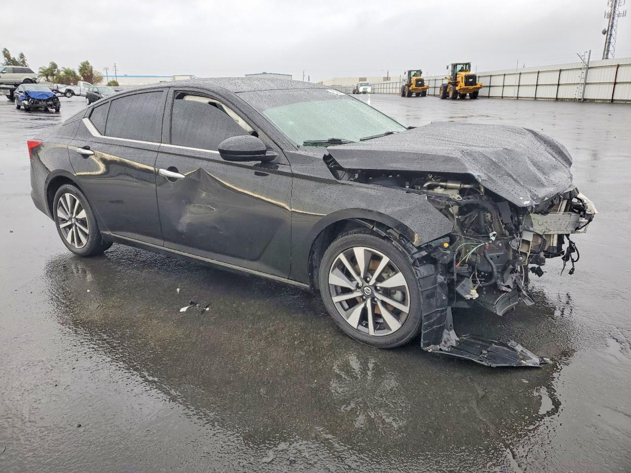 2019 NISSAN ALTIMA