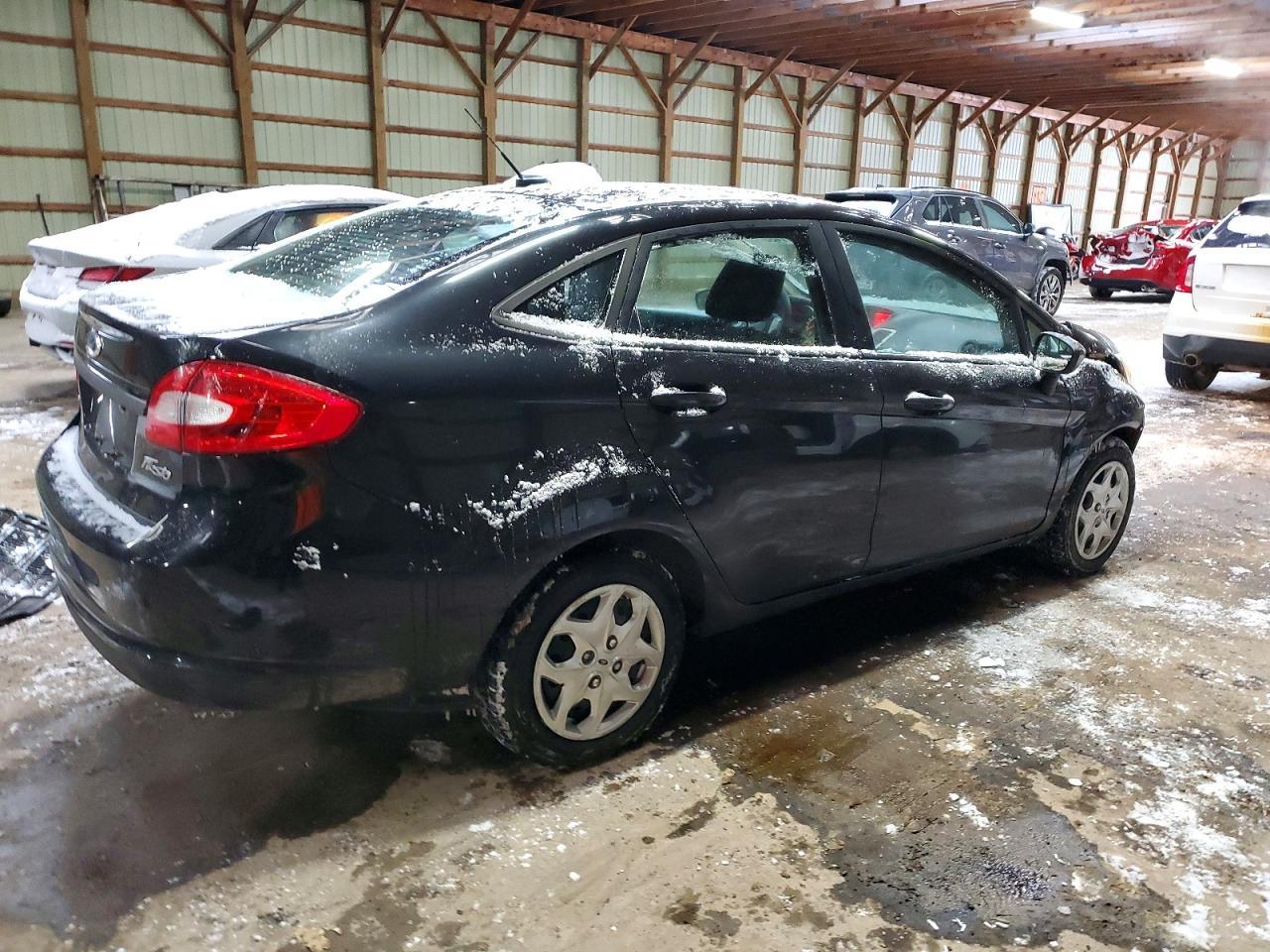 2012 FORD Fiesta