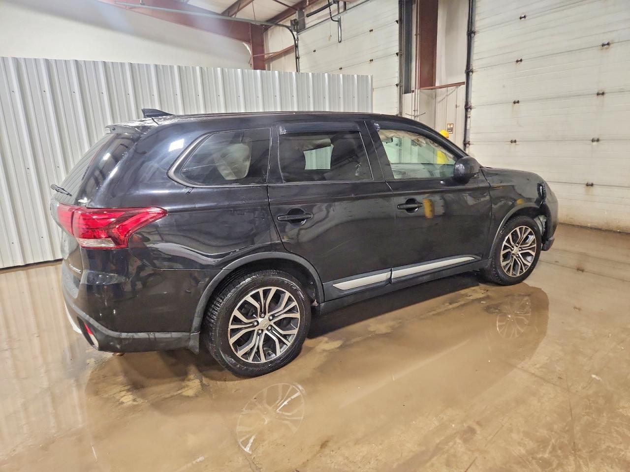2018 MITSUBISHI outlander