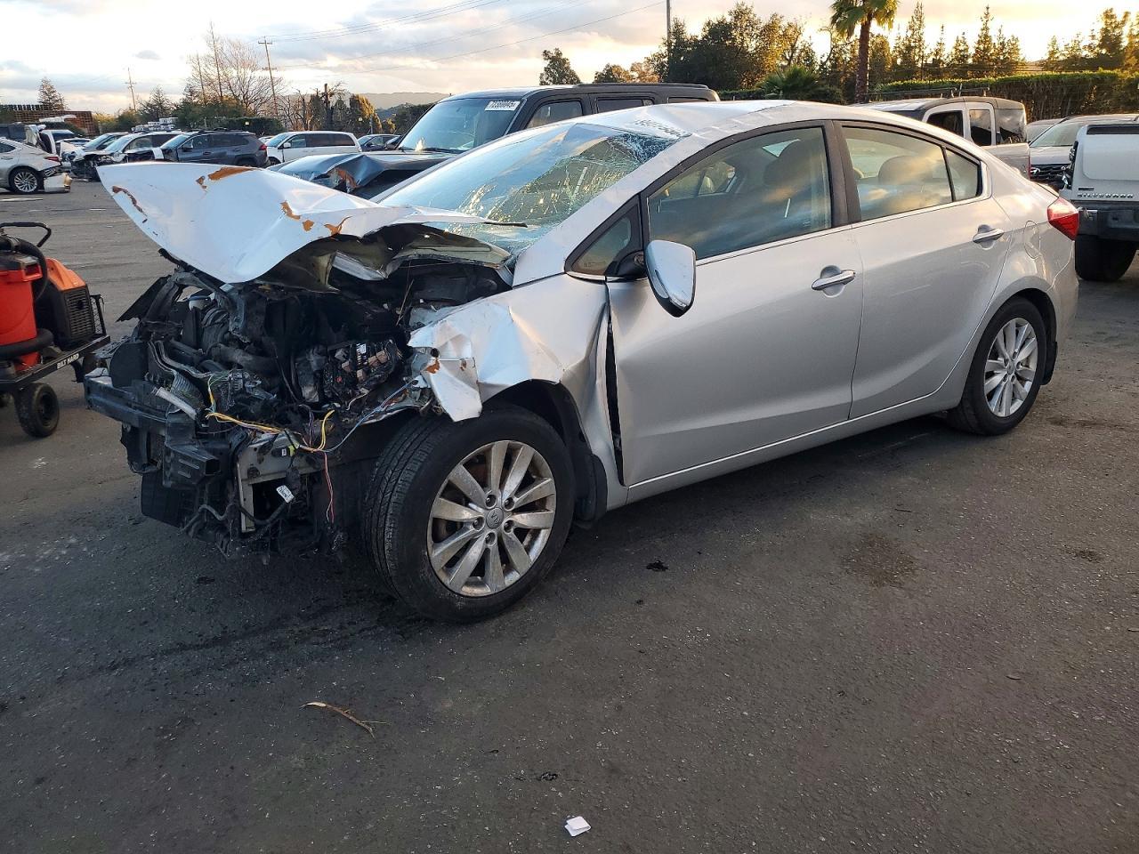 2014 KIA FORTE